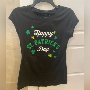 Women’s Black T-Shirt Happy St. Patrick’s Day Size S (3-5)